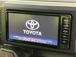 【純正ナビ】人気の純正ナビを装備。オーディオ機能も充実しており、Bluetooth接続すればお持ちのスマホやMP3プレイヤーの音楽を再生可能！毎日の運転がさらに楽しくなります！！
