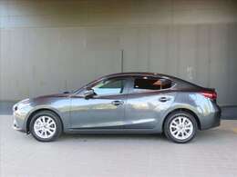 アクセラ・2.0ハイブリッドS