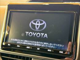 【純正コネクトSD9型ナビ】フルセグテレビやブルートゥース接続、DVD再生やスマートフォン連携（アップルカープレイ）など多彩な機能を併せ持っており、インパネ周りがすっきりしてますね！