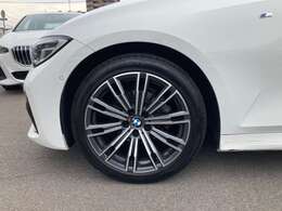 コンフォートアクセス　ドライバーアクティブシート　スポーツシート　Mエアロダイナミックパッケージ