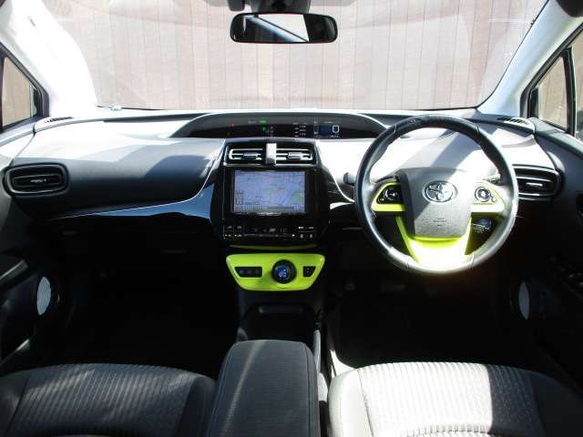 当店の中古車は全車走行テスト確認済です。安心してお乗りいただける車両を厳選価格にて販売しております。