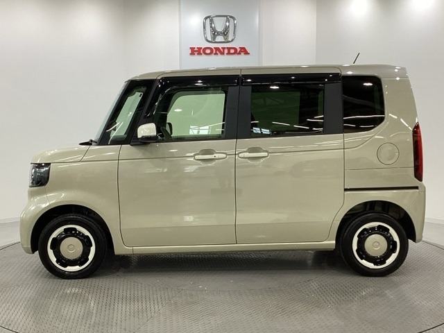 購入後も自社指定整備工場完備でお客様の愛車をしっかりサポート致します！御納車時には安全かつ安心してお乗り頂けるようホンダ専門知識を持つ整備スタッフが点検・整備・装備も説明をしてお渡ししております。