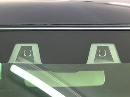 【スズキ　セーフティサポート】走行中に前方の車両等を認識し、衝突しそうな時は警報とブレーキで衝突回避と被害軽減をアシスト。より安全にドライブをお楽しみいただけます。