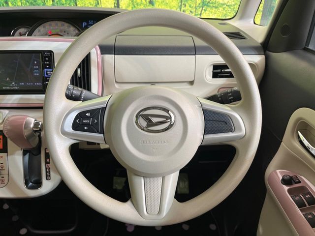 【ステアリングスイッチ】運転中、前方から目線をそらすことなく、オーディオ等の操作が可能な便利機能！安心＆快適なドライブを演出してくれます♪