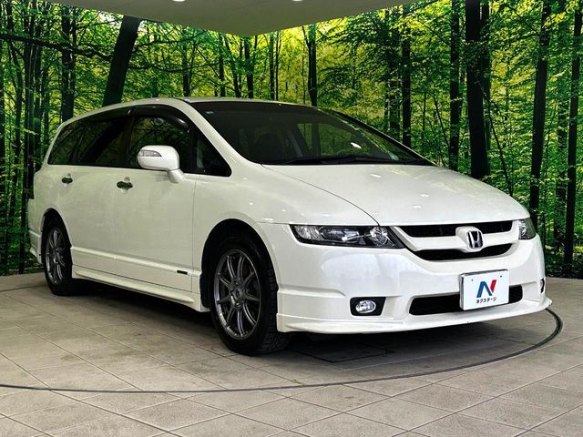 大好評のボディコーティング「弾スプラッシュコート」もご納車までに施工可能。通常のガラスコートと異なる、耐久年数6年の無機質ガラスコーティングが、ボディをキレイな状態に保ってくれます。