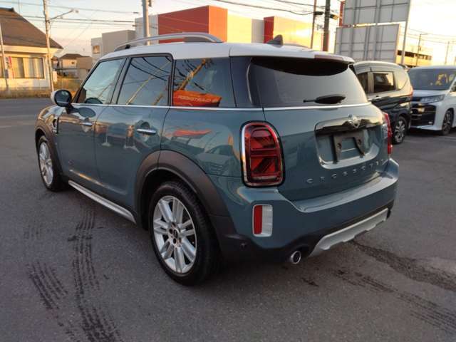 これからの季節に向けて4WD車を迎え入れませんか。