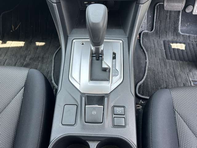 ★納車前に、当社の指定工場で納車前点検を行って納車しますので、安心してお乗りいただけます！もちろん、点検料は車両本体価格に含まれています！