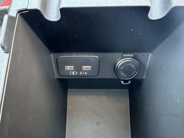 ★納車前に、専属のクリーニングスタッフが、ピッカピカにクリーニングして納車いたします！もちろん、ピッカピカの状態でお渡しするクリーニング費用も支払総額に含まれています！