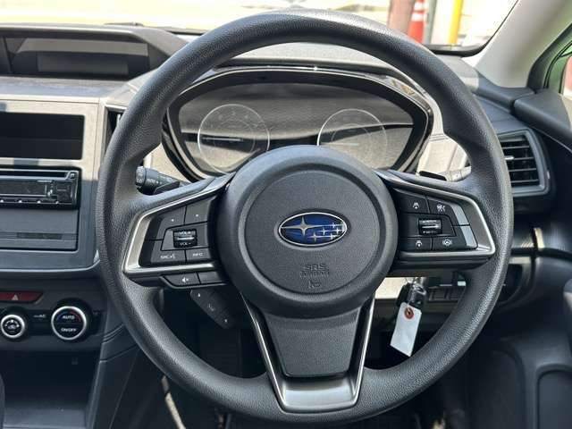 ★修復歴車一切ありません！それどころか、弊社の仕入在庫につきましては、フェンダー、ボンネット、ドアパネル等の交換歴、修理歴のある車両は基本的に仕入れを行いませんので高品質な車両のみ在庫で揃えています！