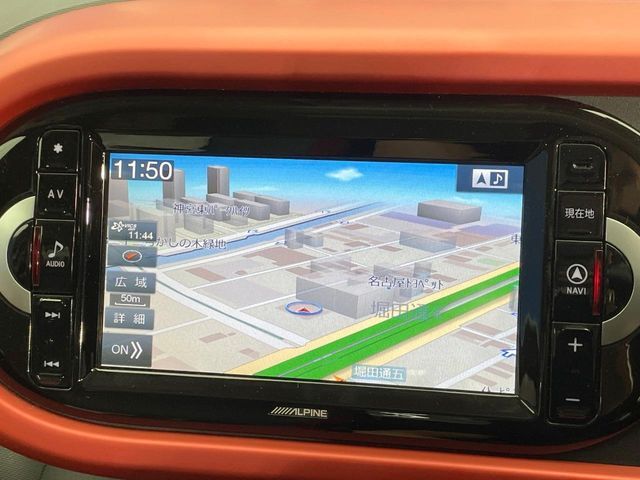 ●アルパイン製メモリーナビ/オーディオ機能充実のナビで、運転もより楽しくなります♪ナビ交換がしやすいメリットもありますので、ナビ機能に不安がある方は是非ご相談ください♪