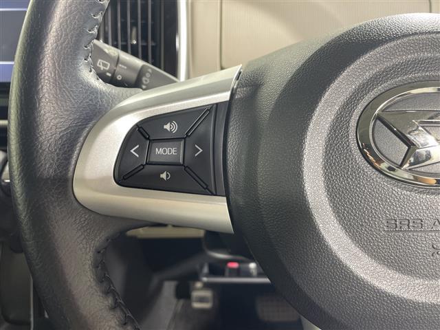 【運転席操作部】『運転席周辺の装備』の画像になります。快適なドライブを楽しむための機能が装備されています！運転席から触れるので使いやすいです！