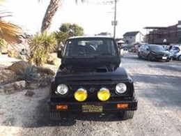 ローダウンに太いタイヤを履かせたまさにローライダーな1台！！USAな雰囲気出まくり！！カッコよすぎます♪ジムニーはここまで化けれるんです♪