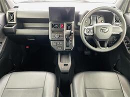 【インパネ全体】全方位で視界が広く、高い目線で運転もしやすいです！