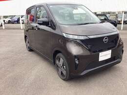 フロントガラスやボディーの各種コーティングもオススメしております。油膜や汚れの付着を抑え、簡単なメンテナンスできれいな状態を保てます♪