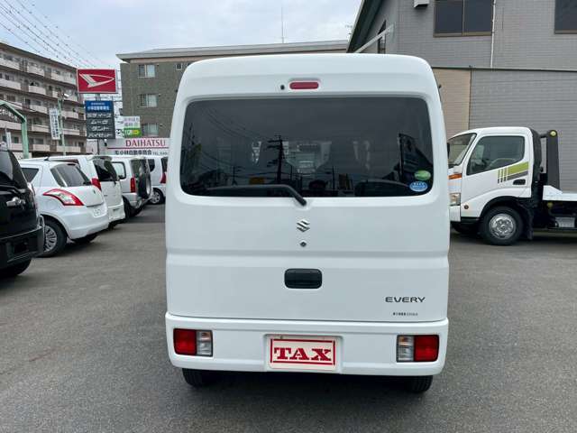 販売、整備は勿論の事、保険や用品にいたるまで自動車の事なら何でもご相談下さい。お客様からの相談が一番の勉強と思い誠心誠意対応させて頂きます。