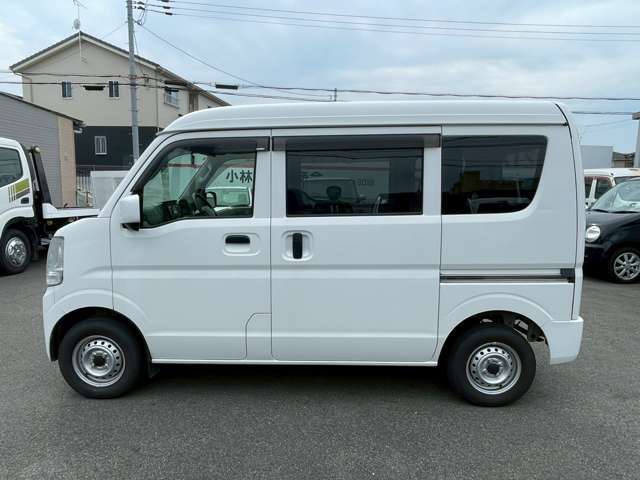 弊社はTAXグループ、JU中販連、SACCUSグループ加盟店で、中古車販売のプロフェッショナルです。工場も併設しており、お車に関する様々なご要望にお応えいたします！