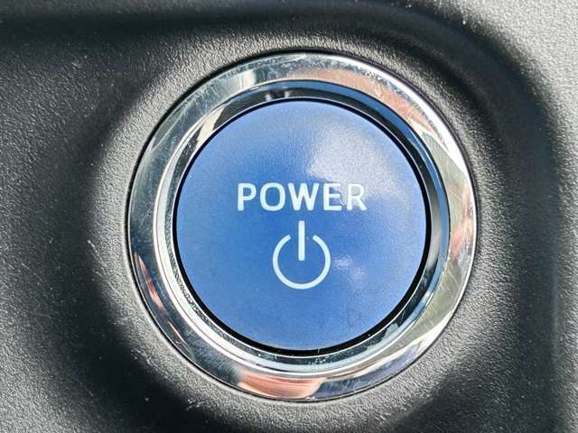 快適なドライブを楽しむための機能が装備されています！運転席から触れるので、使いやすいです！除菌プランいれていただくと、さらに清潔で安心していただけます！