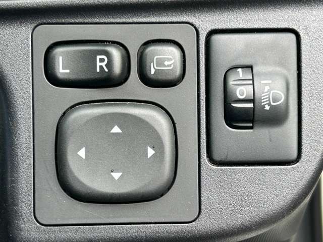 快適なドライブを楽しむための機能が装備されています！運転席から触れるので、使いやすいです！除菌プランいれていただくと、さらに清潔で安心していただけます！