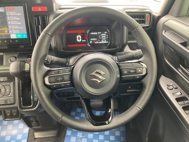 【革巻きステアリング】滑らかな本革の質感は、手によく馴染みます。ウレタンステアリングとは一味違うこの肌さわり！ぜひ触ってみてください！！