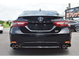 HP［www.flex-a.com］の在庫車情報から内外装の動画がご覧いただけます。