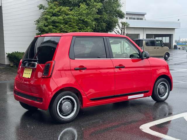 当店試乗車　距離少なめ　新車保証あり　おすすめの一台です♪