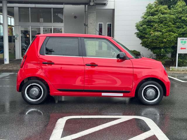当店試乗車　距離少なめ　新車保証あり　おすすめの一台です♪