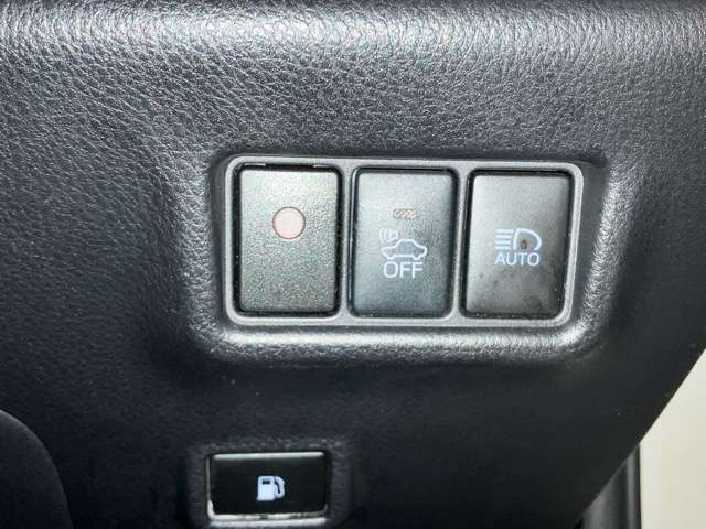 【カーショップ　8金沢】　　数ある中から当店の車両をご覧頂きまして誠にありがとうございます！お客様からのご連絡をスタッフ一同心よりお待ちしております。♪