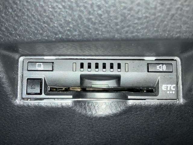 【ETC】　　高速道路の料金所もスムーズです♪