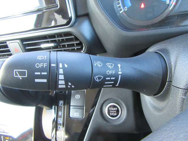 各種スイッチ　　詳細はカーライフアドバイザーにお問い合わせください♪