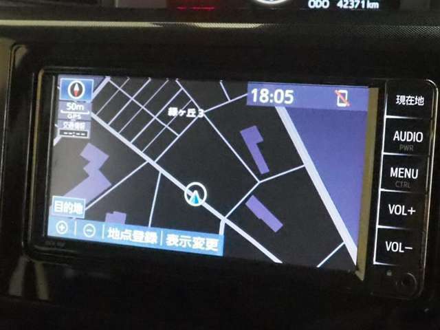 トヨタ純正ナビ装備！ワンセグTV視聴、CD再生、Bluetooth接続可能です！