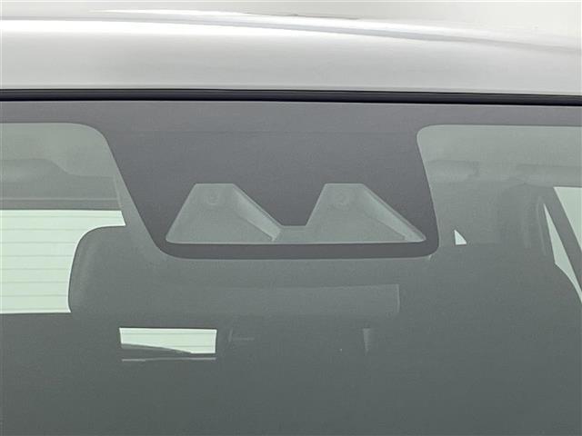【　衝突被害軽減ブレーキ　】衝突軽減ブレーキ付き♪誤操作で万が一、前方の車に衝突しそうになった際に自動でブレーキが作動し衝突の被害を軽減します！