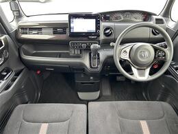 【インパネ全体】全方位で視界が広く、高い目線で運転もしやすいです！