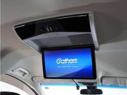 ◆後席フリップダウンモニター装備車◆　お出かけ時の渋滞！お子様や同乗者の方が退屈しません。ドライバーは運転に集中できます！