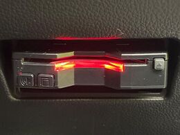 【ETC】高速道路の料金所をストレスなく通過！話題のスポットやサービスエリアに多い「スマートIC」利用時は必須のアイテムです。当店でセットアップを実施、ご納車当日からすぐにご利用いただけます！