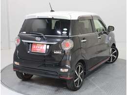 リアバンパーに障害物を検知するソナーを備えています！後退時もしっかりサポート☆