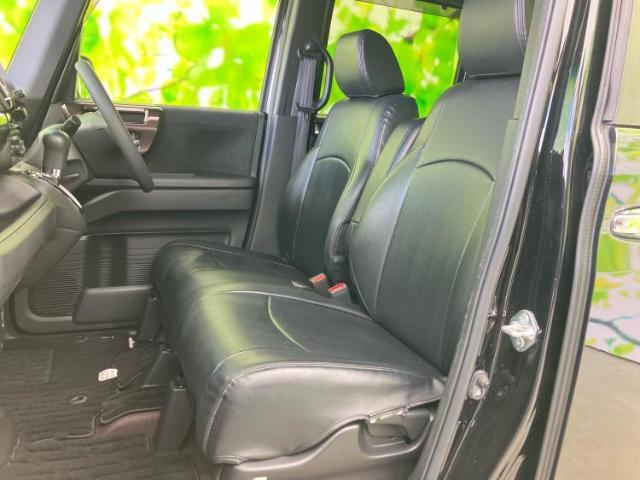 WECARSでは各商談席に大型モニターをご用意しております！見やすい大画面でゆったりと全国の在庫をご覧いただけます！是非ご来店お待ちしております！