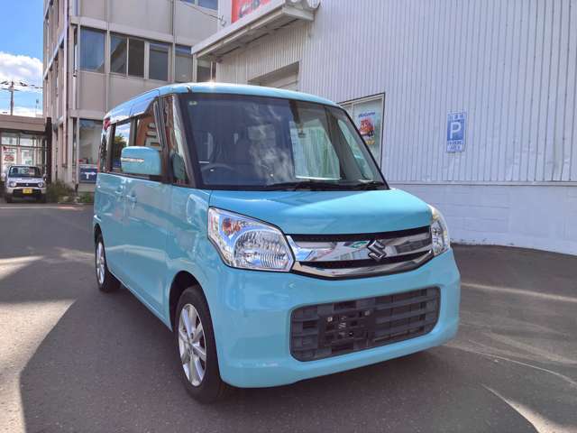スズキ・ダイハツのサブディーラーとして全国販売優秀の実績！オールメーカーの軽未使用車・中古車はもちろんのこと、コンパクトカー・エコカーなどの普通車も豊富に在庫を取り揃えています！