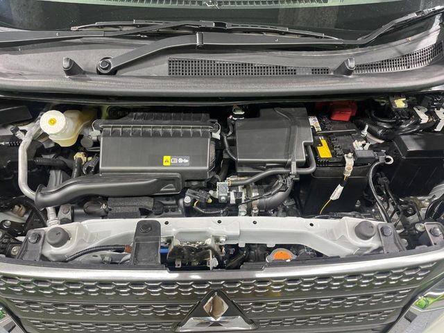 親切・丁寧な専門メカニックスタッフが応対！・車検・点検整備・事故等の修理などアフターサービスも安心。お車のカスタマイズもネクステージのサービススタッフまでご相談ください！