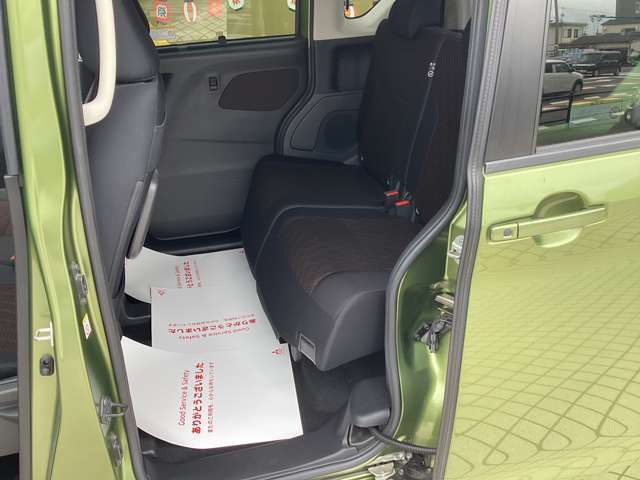 左側パワースライドドア