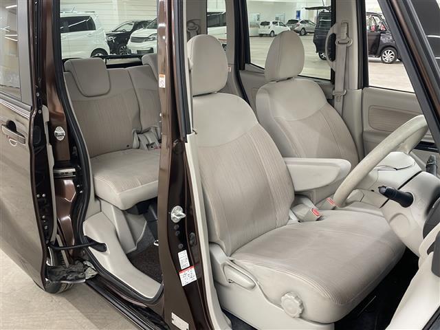 商談ルームにはキッズルームも完備しています☆お子様連れでもゆっくりとお車をお選びいただけます！