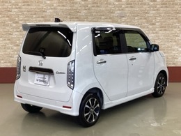 存在感増すテールゲートスポイラー