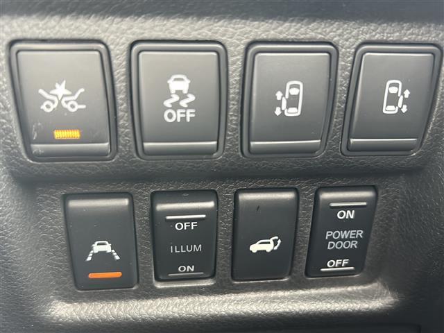 【運転席操作部】快適なドライブを楽しむための機能が装備されています！運転席から触れるので、使いやすいです！除菌プランいれていただくと、さらに清潔で安心していただけます！