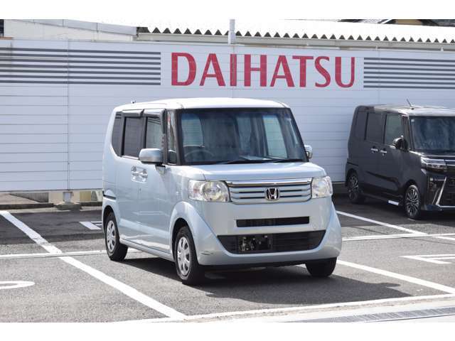 当社はダイハツ工業認定のSP店です。ご購入後の万一の不具合発生は業務の最優先として対処いたします。詳しくはホームページをご覧ください！https://simonaka.com/