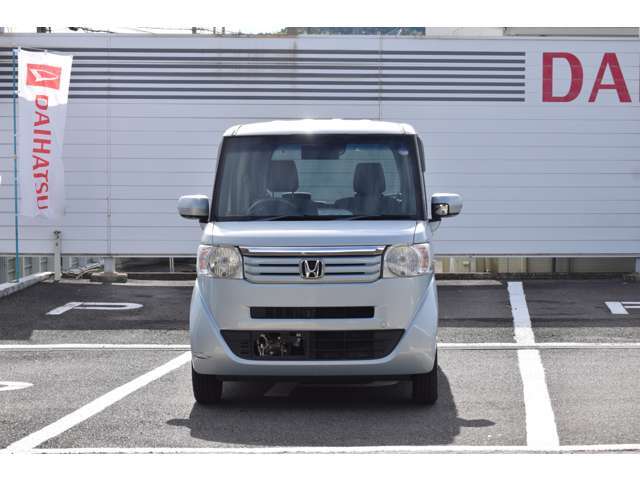 ご納車時はお引き取りをお願いしております。陸送をご希望の際は詳細ご住所をお聞きして別途算出させて頂きます。