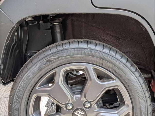 ☆ご掲載中の車両に関して☆　気になる点や知りたいことがあればお気軽にお問い合わせ・お電話くだいませ！すぐに詳しい営業のスタッフから詳しいお話を致します！