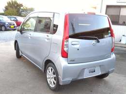 遠方の方（軽自動車）（東海3県以外）はご自分で店舗まで車を取りに来ていただける場合はかかりませんので車両総額プラス1万円（車はナンバー付）になります。下取り車も可能です