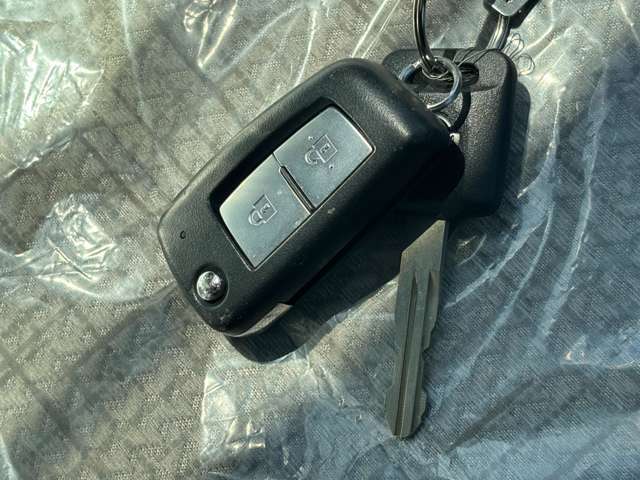当店では、楽しいスタッフがお客様をお待ちしております。整備・車検待ちでもゆったりと過ごして頂けますよ♪気になる点は無料電話またはメール問い合わせにてご案内いたします♪【0078-6002-215757】