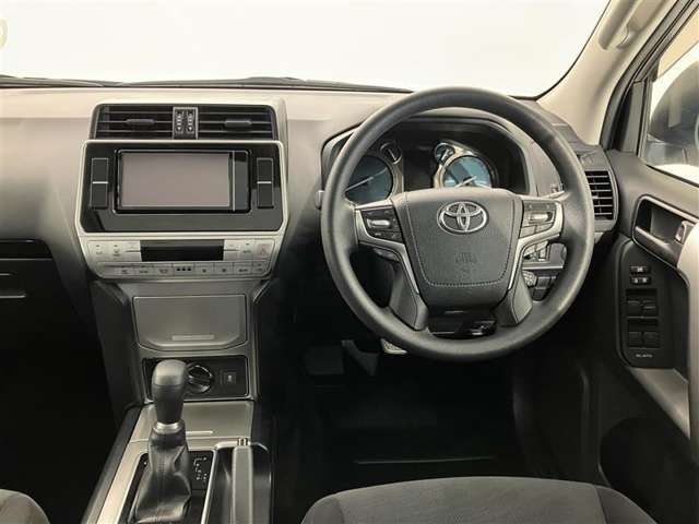 お車を360度グルッと一周ご覧いただけます☆室内の感じをイメージして頂けると思います