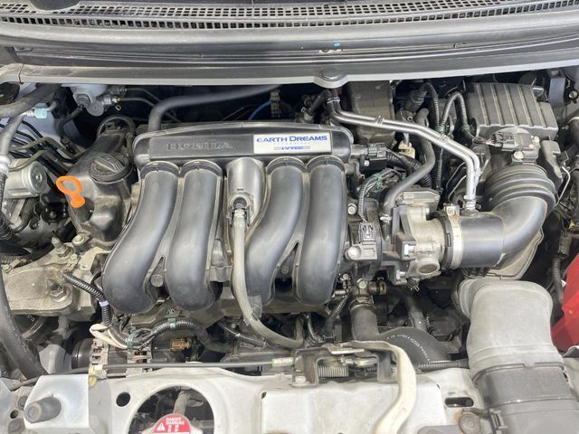 親切・丁寧な専門メカニックスタッフが応対！・車検・点検整備・事故等の修理などアフターサービスも安心。お車のカスタマイズもネクステージのサービススタッフまでご相談ください！