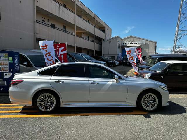 今こちらのお車ご購入のお客様限定！10万円相当プレゼント！ぜひ、この機会にご検討下さいませ！